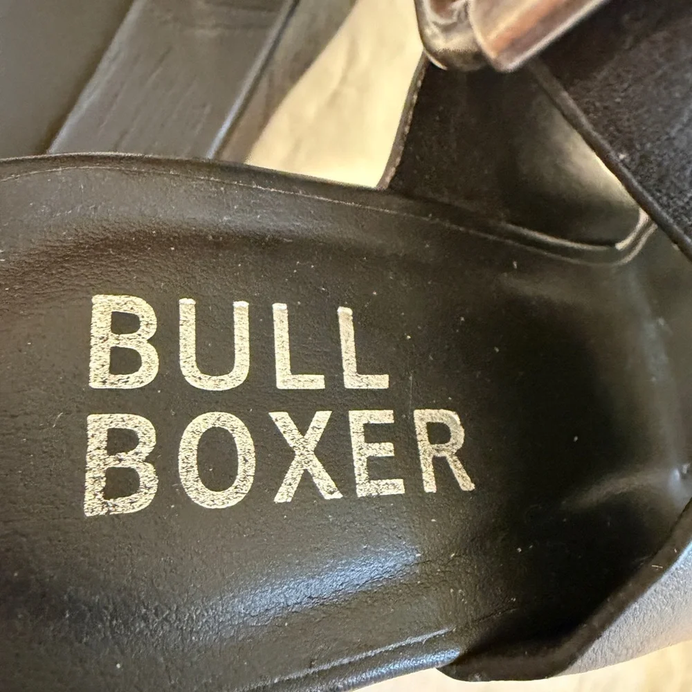 NWOT - Bull Boxer Black Wedge Sandals with Buckle Strap - Picture 9 of 12